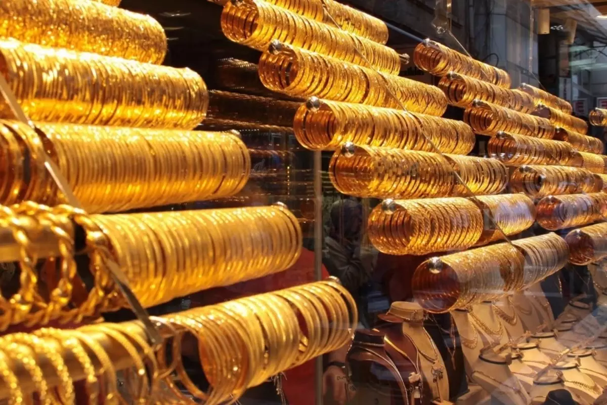 altindaki artis sonrasi yeni arayislar gundemde iste gumuse de parasi yetmeyenlerin yeni favorisi FePk5KsI.jpg