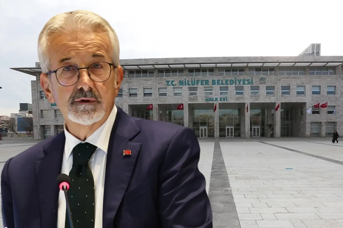 chpli eski belediye baskani ve esi gozaltina alindi PLT8ea2Z