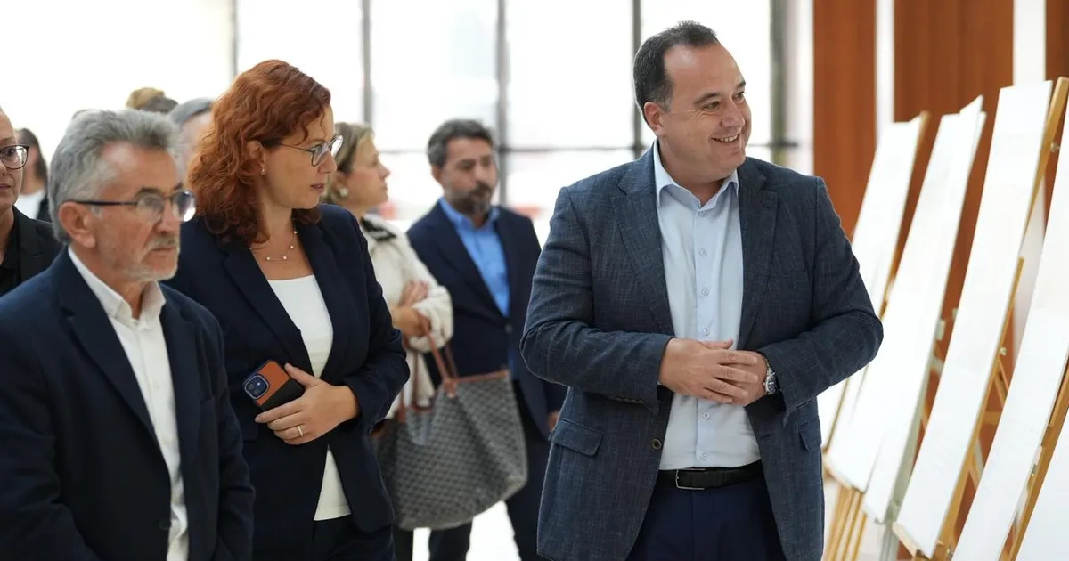 genc sanatcilar manisanin duvarlarini renklendirecek 5SbYUQ4D