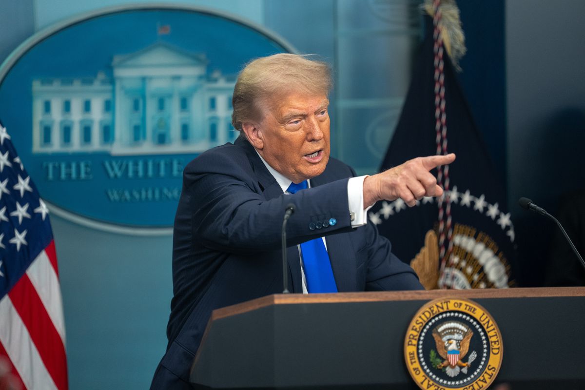 Trump’tan İran’a Sert Mesaj