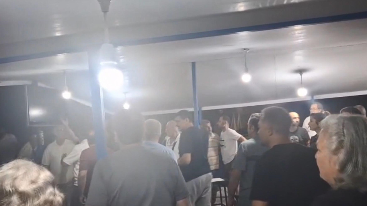 Lüks sitede fahiş zam kavgası: Sakinler ile yönetim birbirine girdi: Jandarma devreye girdi