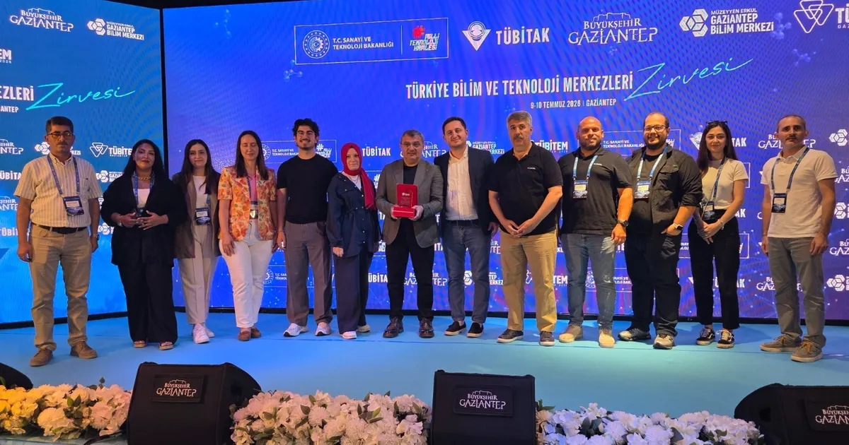 Kocaeli buyuksehirin bilim vizyonuna odul hg7vM5hB